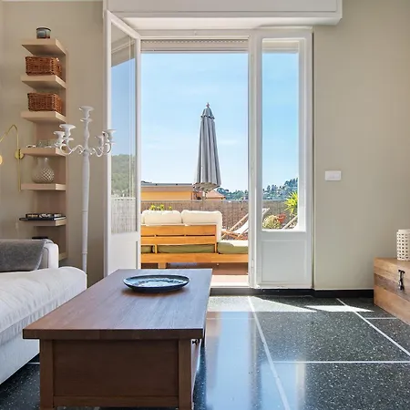 Casa La Perla Апартаменти Рапалло